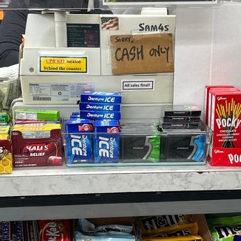 Highway Deli - CASH ONLY - Delis Near Me - Fresh Meadows, New York