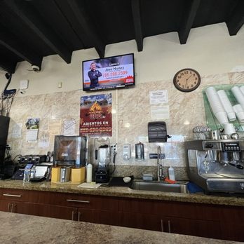 Las Vinas Barbeque - Barbeque Near Me - Hialeah, Florida