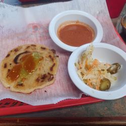 Los Reyes - Pupusa