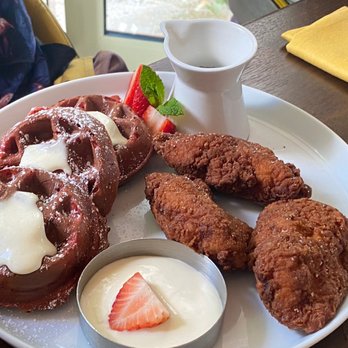 Henry's Palm Beach - Chicken and red velvet waffles - Bars Near Me - Palm Beach, Florida Henry's Palm Beach - Chicken and red velvet waffles - Bars Near Me - Palm Beach, Florida