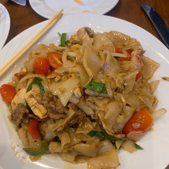 Thaitastic Thai Cuisine - Drunken Noodle - Thai Near Me - Ashburn, Virginia
