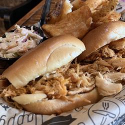 Howard Station - Chicken sliders and funkyfries