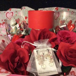Ms J's Sweets - Holiday Baskets