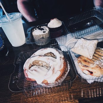 Marilyn's Bakery - Bakeries Near Me - Hobart, Indiana