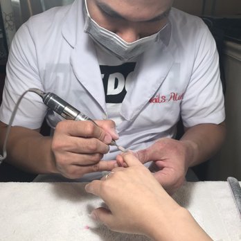 Nails Allure - Here is hollywood Andy working on my nails. - Nail Salons Near Me - Rockville, Maryland