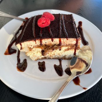 Black Diamond Grill - Italian Near Me - Black Diamond, Washington
