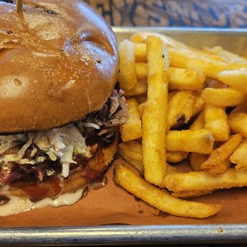 Whiskey Smoke 808 - My brisket sandwich with crispy fries - Barbeque Near Me - Kaneohe, Hawaii Whiskey Smoke 808 - My brisket sandwich with crispy fries - Barbeque Near Me - Kaneohe, Hawaii