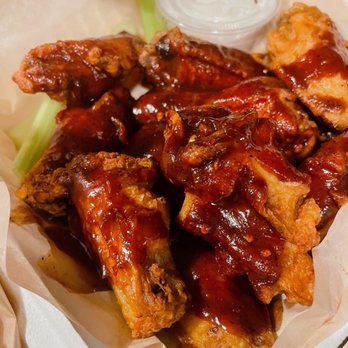 Hilo Town Tavern - Spicy Bbq Chicken Wings (takeout) - Music Venues Near Me - Hilo, Hawaii Hilo Town Tavern - Spicy Bbq Chicken Wings (takeout) - Music Venues Near Me - Hilo, Hawaii