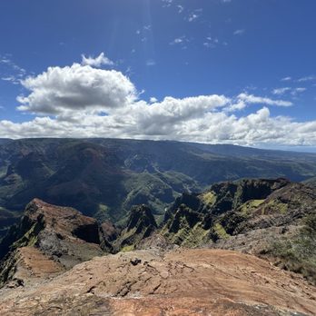 Waimea Canyon Lookout - Hiking Near Me