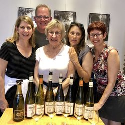 Maison Emile Beyer - Tasting the wine