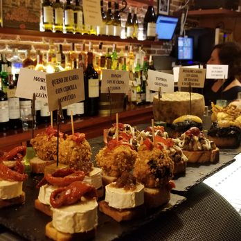 El Globo - Pintxos galore - Basque Near Me - Bilbao, BI