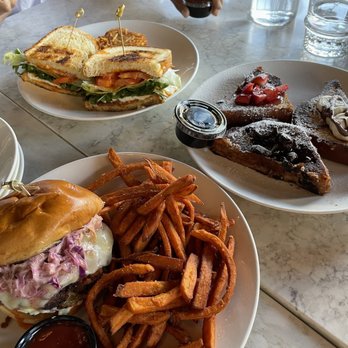 H Cafe - Breakfast & Brunch Near Me - Los Angeles, California