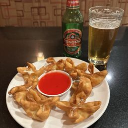 Crab and cheese won ton