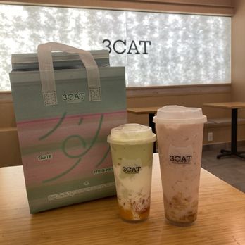 3CAT Handcrafted Beverage - icy peachy (right), avomango sweet dew (left) - Juice Bars & Smoothies Near Me - Tustin, California 3CAT Handcrafted Beverage - icy peachy (right), avomango sweet dew (left) - Juice Bars & Smoothies Near Me - Tustin, California