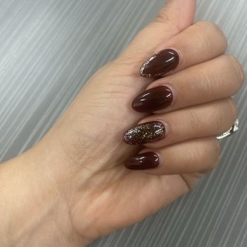 Lynna Nails & Spa - Refill / Gel polish - Day Spas Near Me - Bakersfield, California Lynna Nails & Spa - Refill / Gel polish - Day Spas Near Me - Bakersfield, California