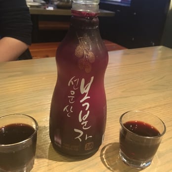 Ahjoomah's Apron - Black raspberry wine from Korea - Korean Near Me - Chicago, Illinois Ahjoomah's Apron - Black raspberry wine from Korea - Korean Near Me - Chicago, Illinois
