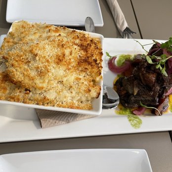 Tarragon Cafe - Braised oxtail with Mac &Cheese - Cafes Near Me - San Francisco, California