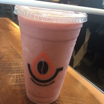 Pressed Cafe Burlington - Strawberry banana smoothie - Breakfast & Brunch Near Me - Burlington, Massachusetts Pressed Cafe Burlington - Strawberry banana smoothie - Breakfast & Brunch Near Me - Burlington, Massachusetts