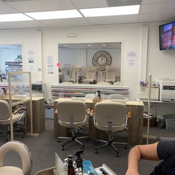 Modern Nails - Lol the pedicure seats look like they came out of top of the line German sports car - Nail Salons Near Me - Waldwick, New Jersey