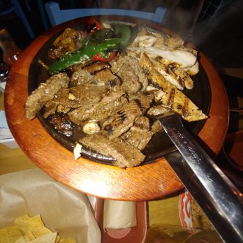 Lupe Tortilla Mexican Restaurant - Combo fajitas 1lb. - Mexican Near Me - Irving, Texas Lupe Tortilla Mexican Restaurant - Combo fajitas 1lb. - Mexican Near Me - Irving, Texas