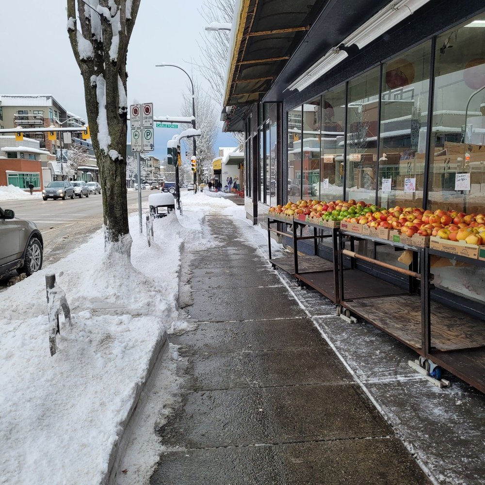 RED APPLE MARKET Updated October 2024 13 Photos & 15 Reviews 4170