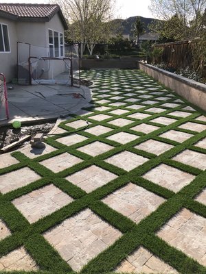Gardening/ Landscaping & More! - Our mission is to handle all your Lawn care needs no matter how big or small the job. We provide fast and exceptional service at an affordable price.

We are a locally owned company, so we are familiar with soil and weather conditions and the pests and diseases common to this area.