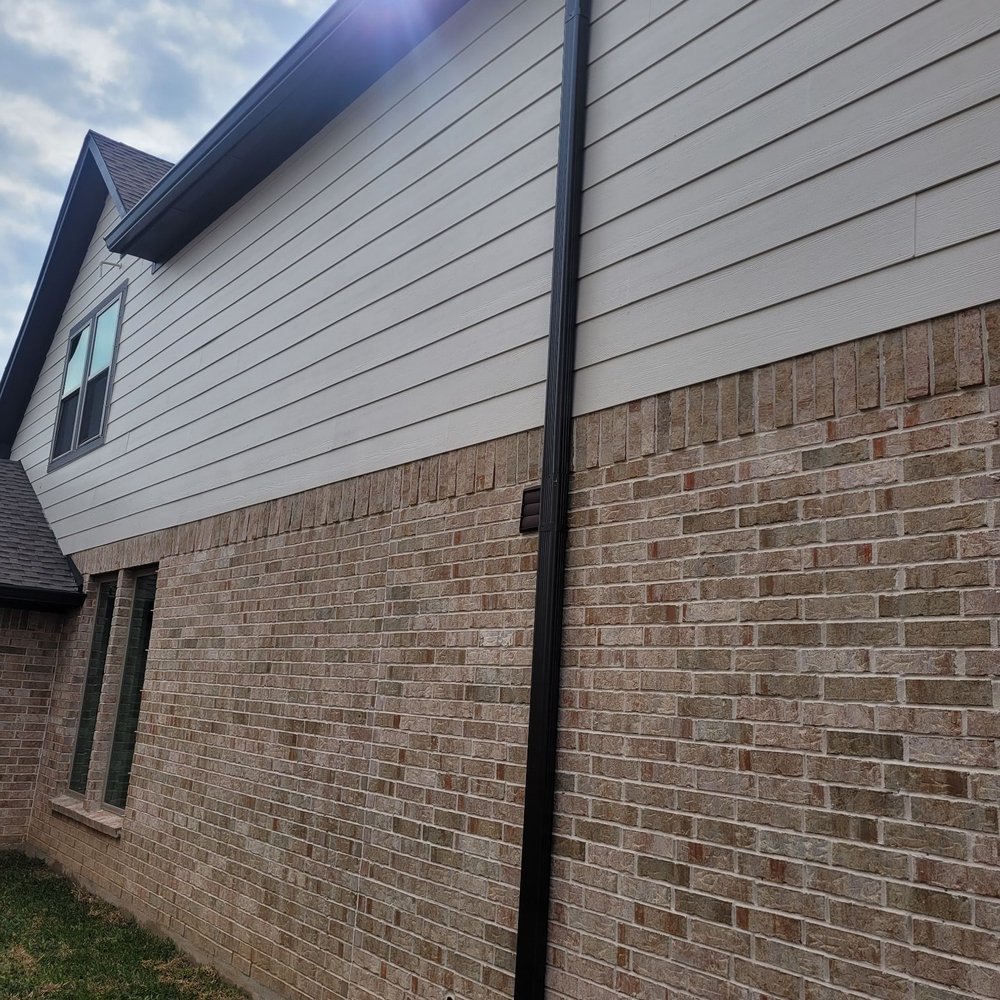 Forever Seamless Aluminum Rain Gutters - Gutters and downspout - Gutter Services Near Me - Dickinson, Texas
