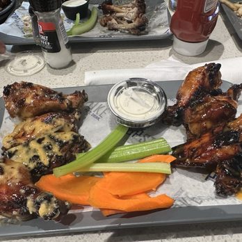 PopStroke - Grilled wings - Mini Golf Near Me - West Palm Beach, Florida