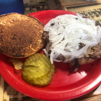 Sid's Diner - Quarter pound burger with cheese and grilled and raw onions - Diners Near Me - El Reno, Oklahoma