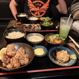 Chicken Karaage Teishoku Deluxe Teishoku Chicken Karaage Teishoku Deluxe Teishoku