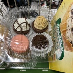 Publix Super Market - Bakery goodies
