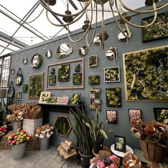 THE WATERING CAN FLOWER MARKET - Updated June 2026 - 103 Photos & 27 ...