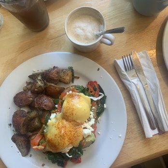 Corner Cafe - California Benny - Breakfast & Brunch Near Me - Newport, Rhode Island Corner Cafe - California Benny - Breakfast & Brunch Near Me - Newport, Rhode Island