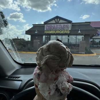 Braum's - Strawberry  and espresso - Ice Cream & Frozen Yogurt Near Me - Mansfield, Texas