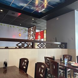 Nori Sushi and Japanese Grill - Restaurant inside