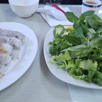 Wing Wah Pho Ga - banh cuon with veggies - Vietnamese Near Me - Oakland, California Wing Wah Pho Ga - banh cuon with veggies - Vietnamese Near Me - Oakland, California