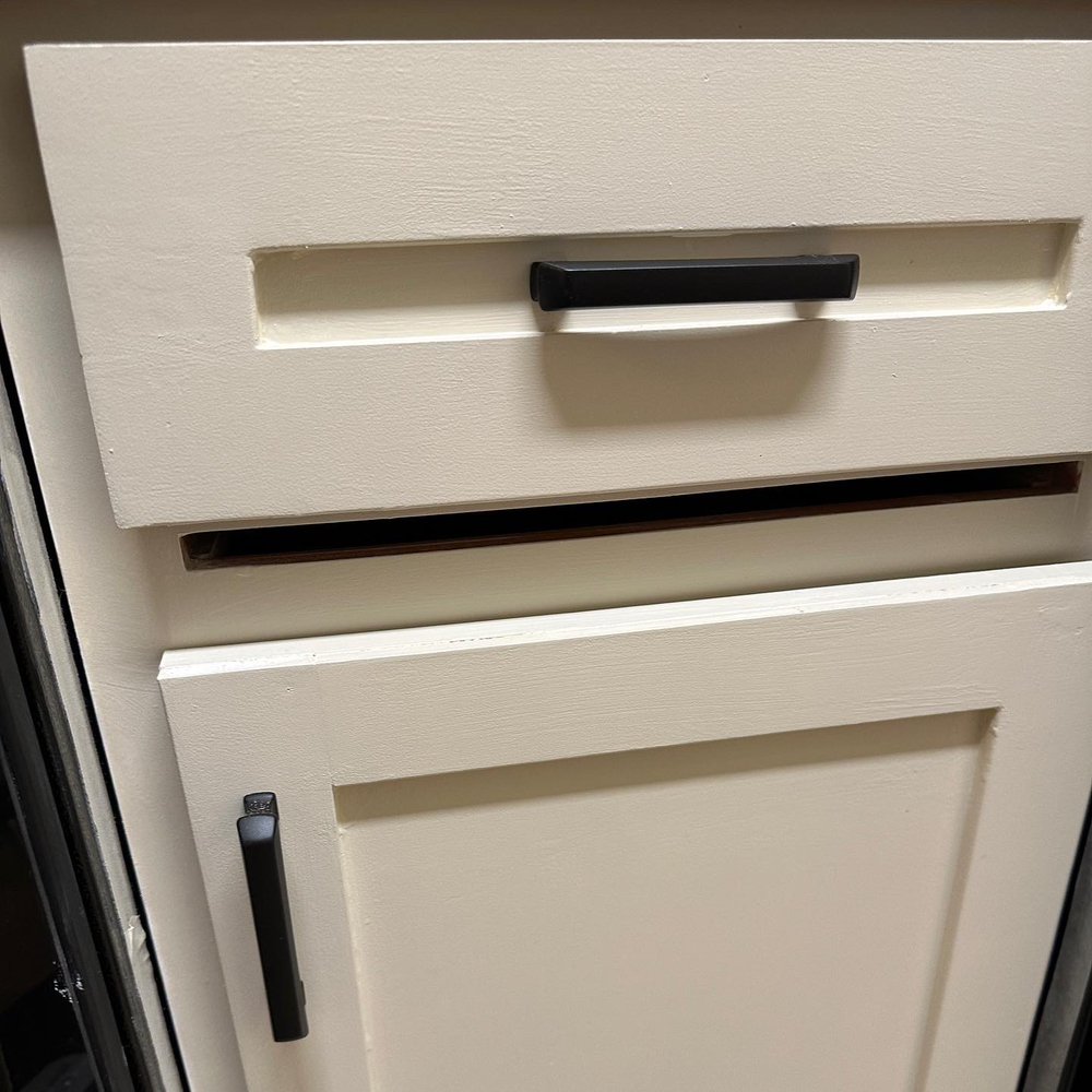 Slide of Best Level Handyman Services