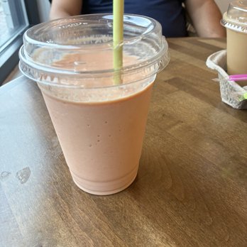 Melao Cuban Cafe - mamey milkshake - Coffee & Tea Near Me - Greenwood, Indiana