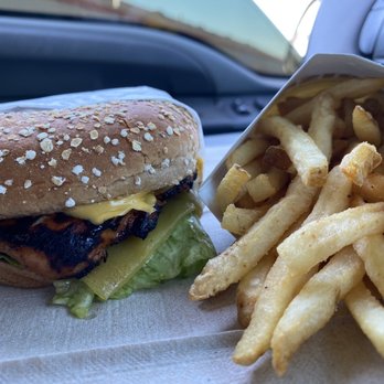 Carl's Jr - The California Santa Fe Chicken sandwich. - Burgers Near Me - Pryor, Oklahoma