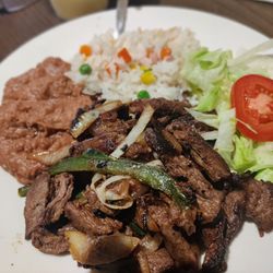 Corn & Flour Tortilla House - Fajita plate