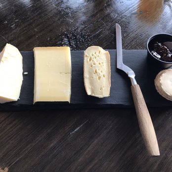 Brew Cheese - Another shot of the Tri-State cheese board - Cheese Shops Near Me - Stony Brook, New York Brew Cheese - Another shot of the Tri-State cheese board - Cheese Shops Near Me - Stony Brook, New York