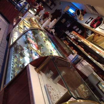 B & W Bakery - Pretty bakery! - Bakeries Near Me - Hackensack, New Jersey