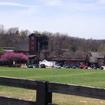 Maker's Mark Distillery - Tours Near Me - Loretto, Kentucky Maker's Mark Distillery - Tours Near Me - Loretto, Kentucky