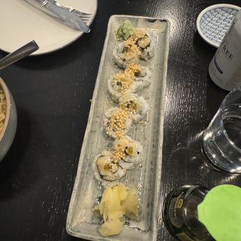 Ryla - Yuzu Scallop roll - Asian Fusion Near Me - Hermosa Beach, California