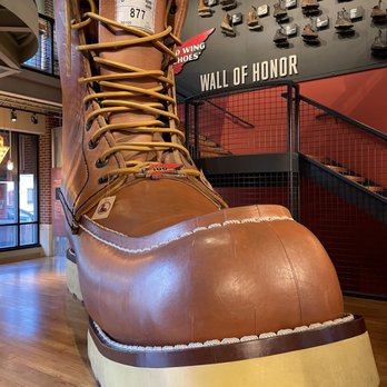 nearest red wing boots