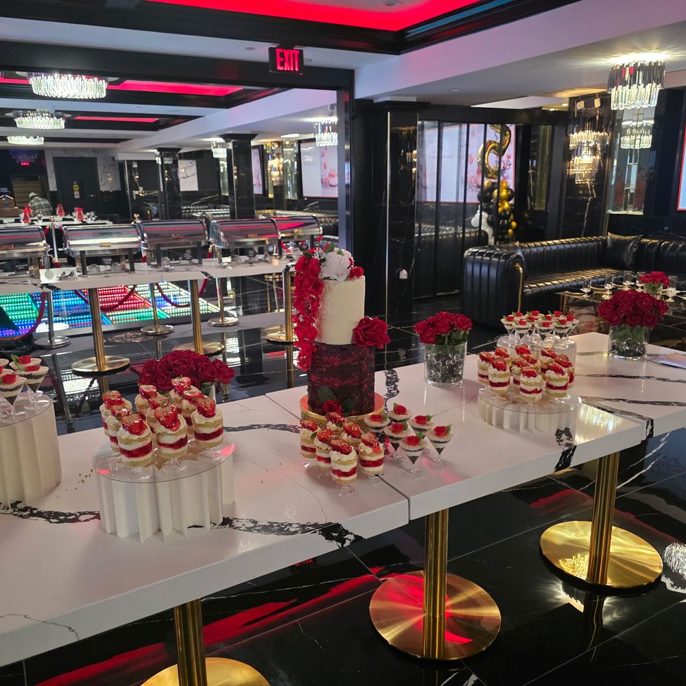 Michael's Restaurant - Food display - American Near Me - Upper Marlboro, Maryland