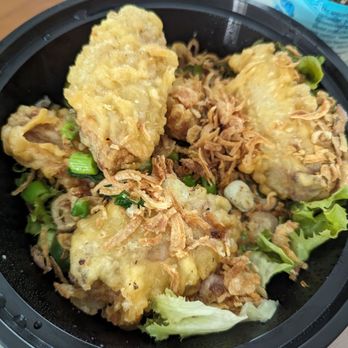Capital Noodle Bar - Garlic chicken wings - Noodles Near Me - Costa Mesa, California Capital Noodle Bar - Garlic chicken wings - Noodles Near Me - Costa Mesa, California