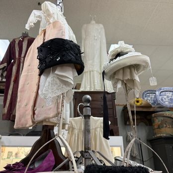 Springfield Antique Center - Vintage items - Antiques Near Me - Springfield, Ohio
