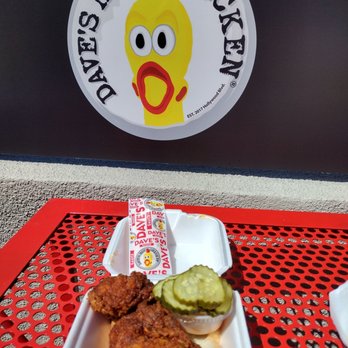 Dave's Hot Chicken - 1 tender with fixings - Chicken Shop Near Me - Oceanside, California