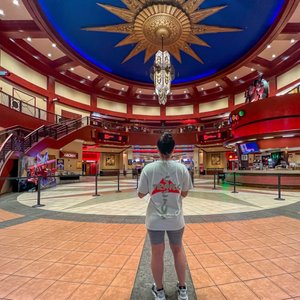 CINEMARK ORLANDO AND XD - 210 Photos & 230 Reviews - 5150 International